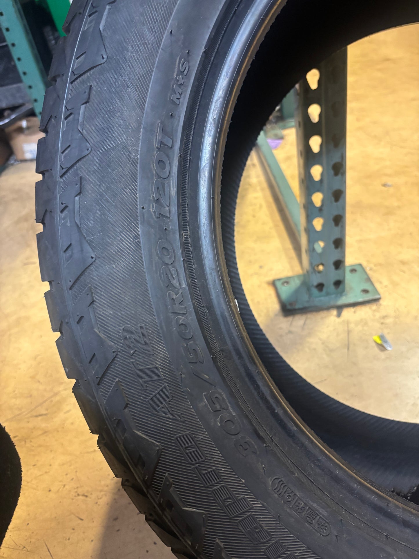 HANKOOK DYNAPRO AT2 BSW P 305 50 20 120T XL ALL SEASON TIRE 1021540