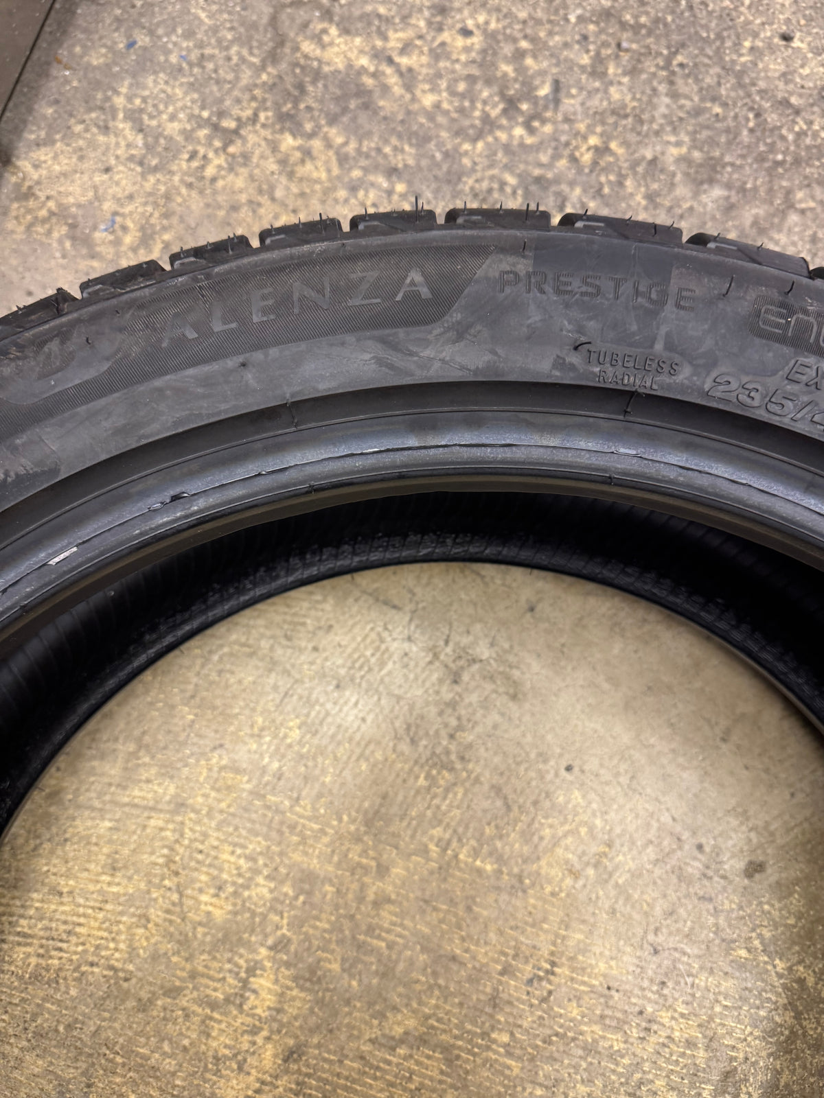BRIDGESTONE ALENZA PRESTIGE BSW P 235 45 20 100W XL UHP ALL SEASON TIRE 014096