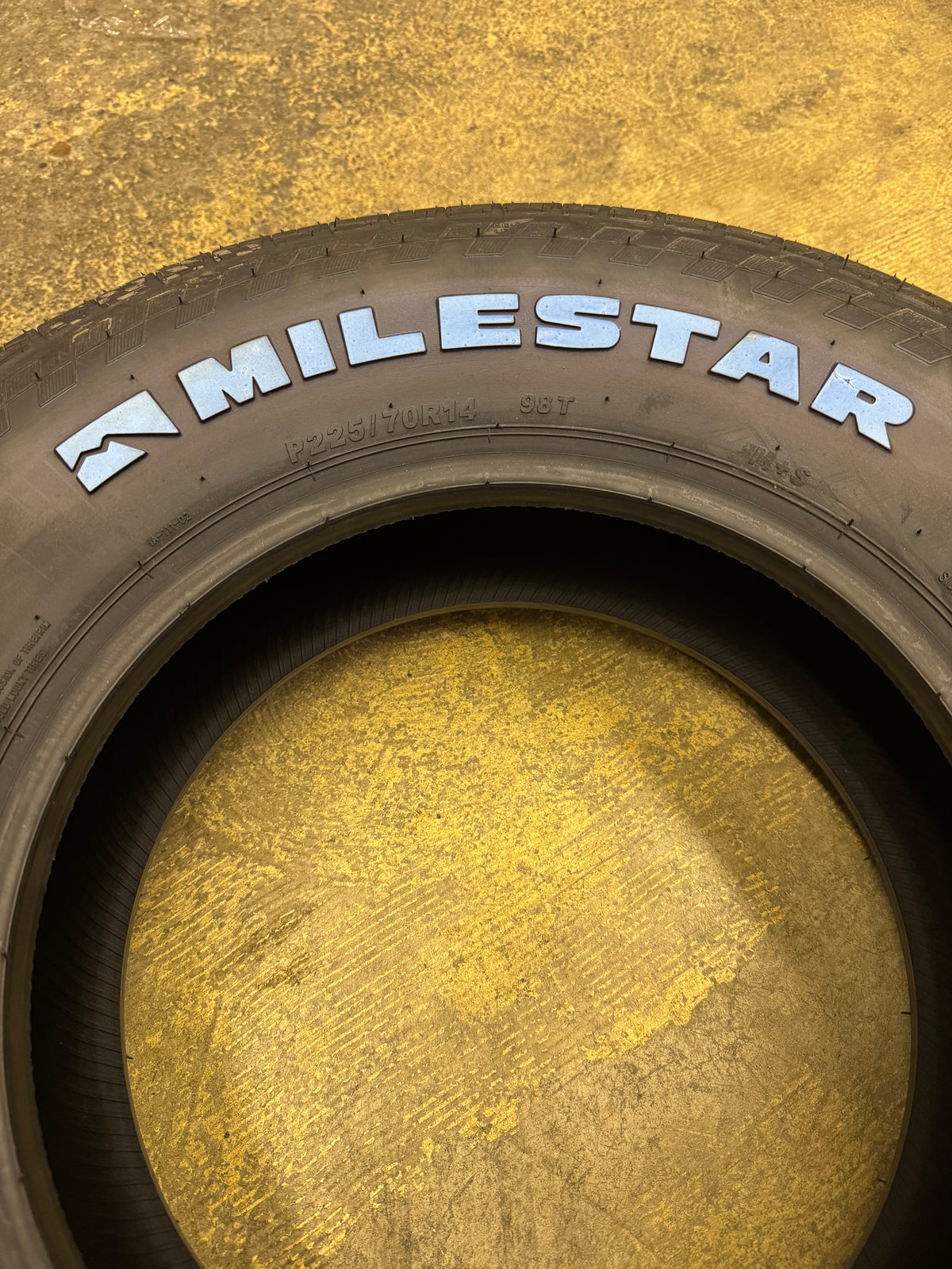 MILESTAR STREETSTEEL RWL P 225 70 14 98T ALL SEASON TIRE 24247001