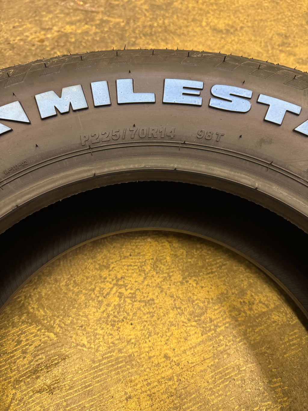 MILESTAR STREETSTEEL RWL P 225 70 14 98T ALL SEASON TIRE 24247001