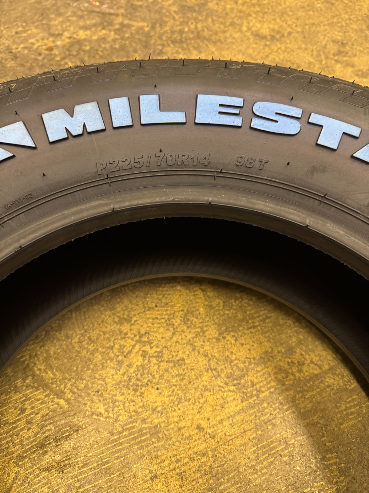 MILESTAR STREETSTEEL RWL P 225 70 14 98T ALL SEASON TIRE 24247001