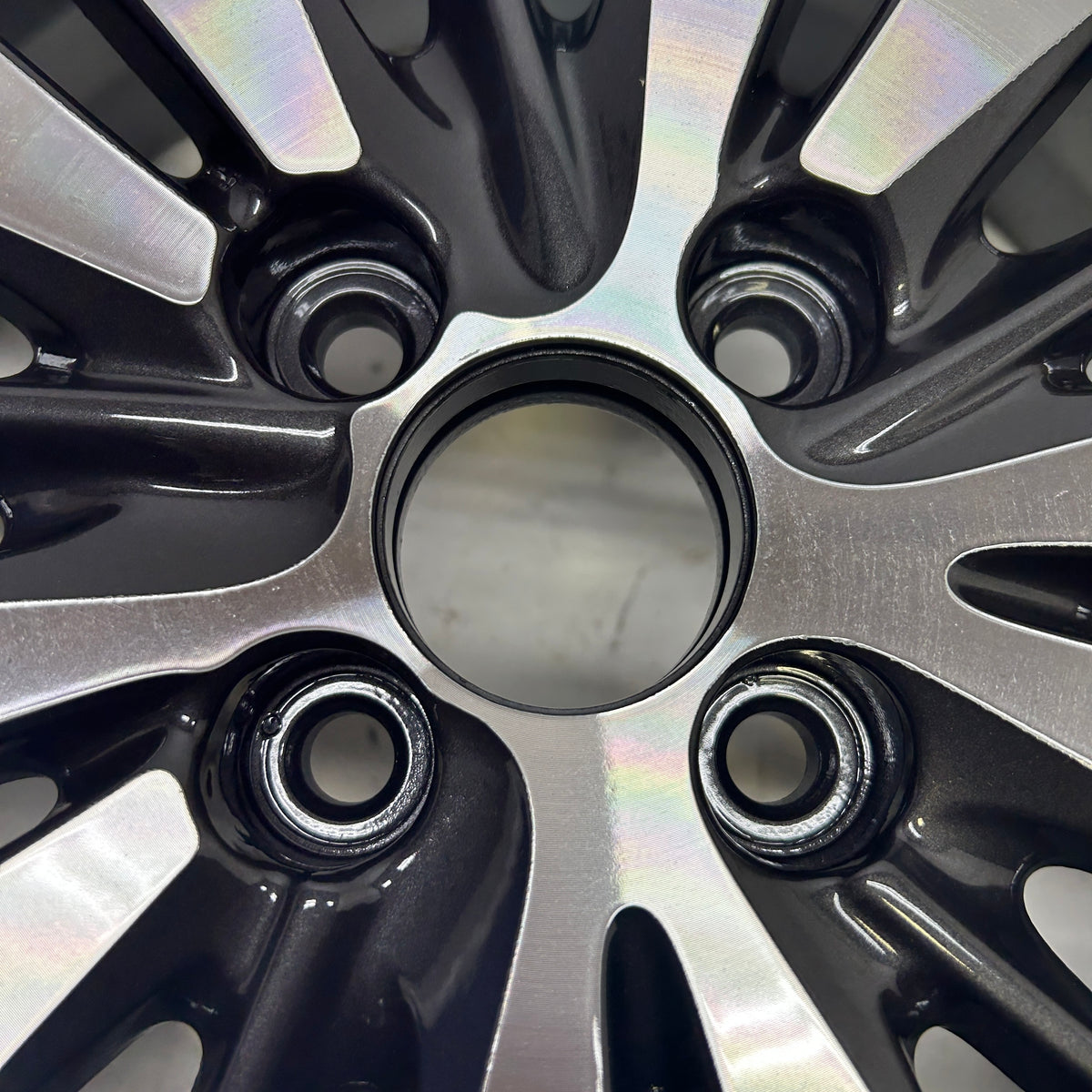 HONDA BLACKBURN HONDA 16 INCH 15 SPOKE ALLOY WHEEL  W64073MB