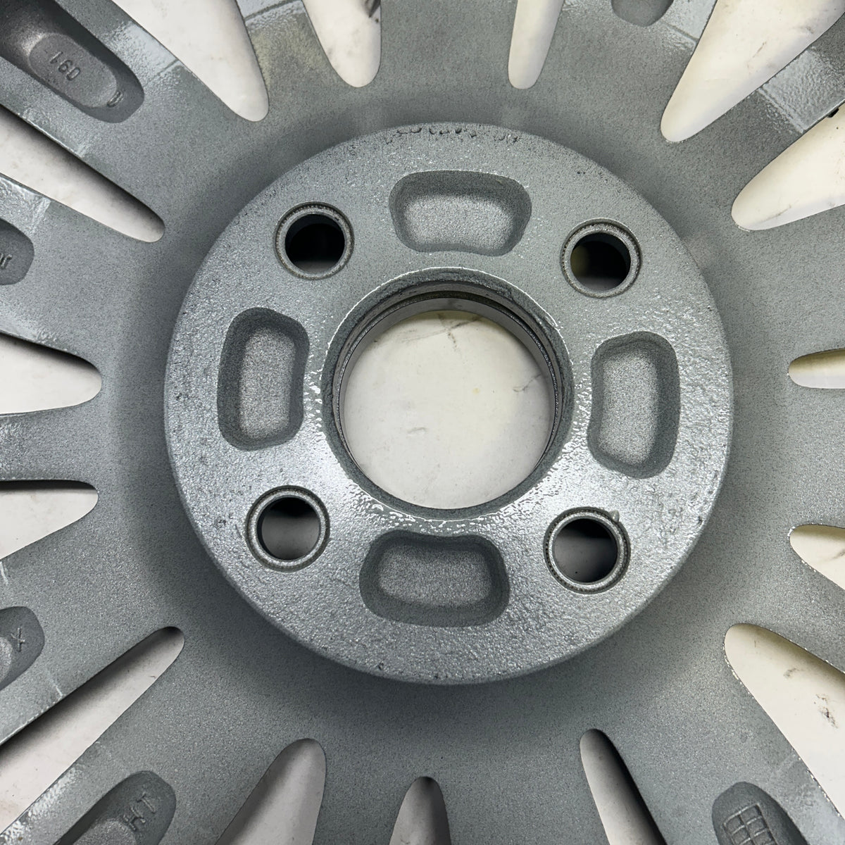 HONDA BLACKBURN HONDA 16 INCH 15 SPOKE ALLOY WHEEL  W64073MB