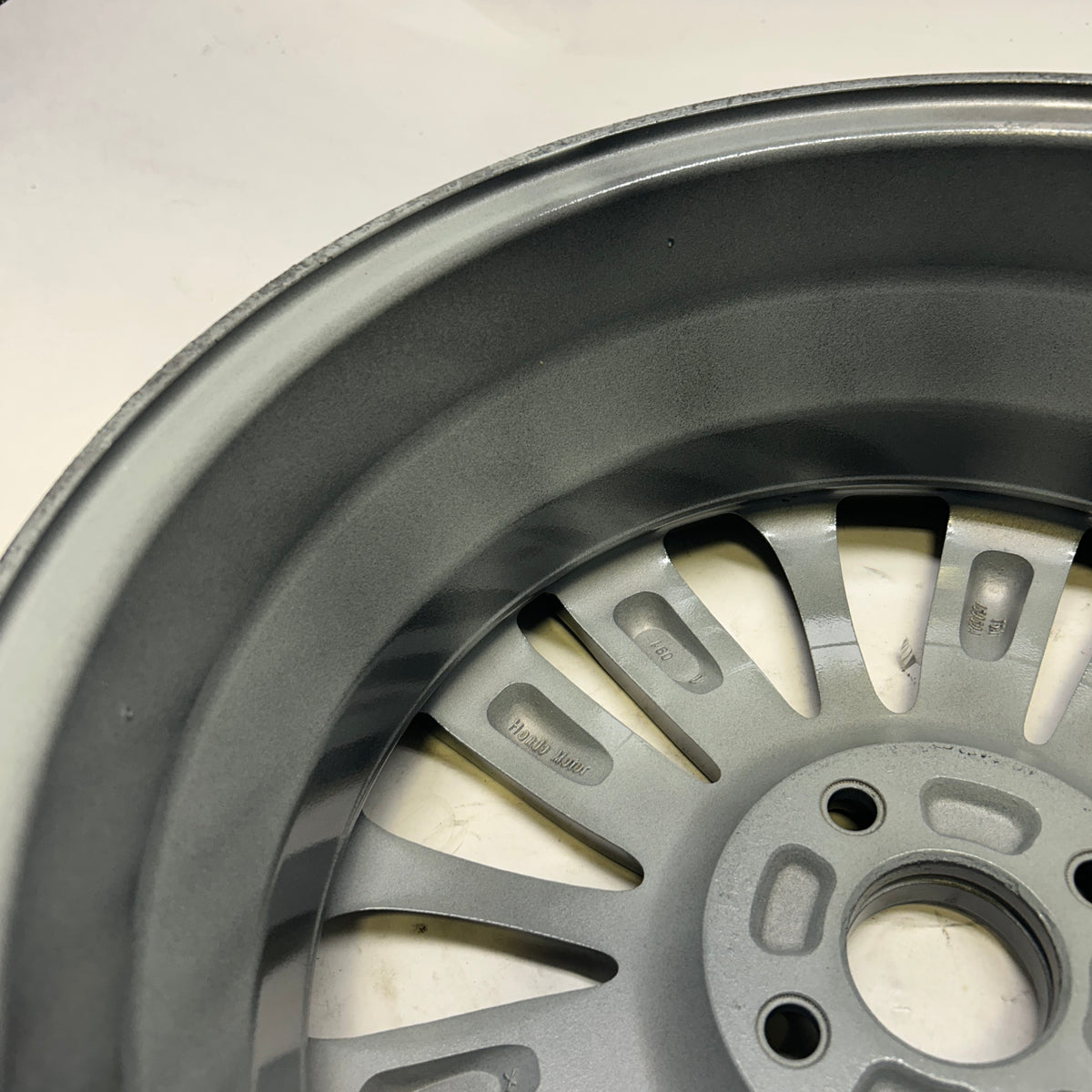 HONDA BLACKBURN HONDA 16 INCH 15 SPOKE ALLOY WHEEL  W64073MB