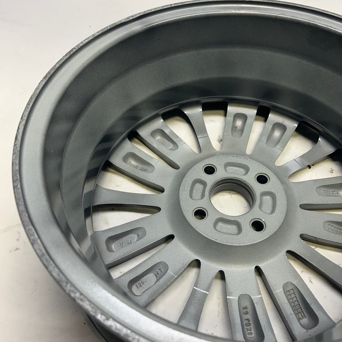 HONDA BLACKBURN HONDA 16 INCH 15 SPOKE ALLOY WHEEL  W64073MB