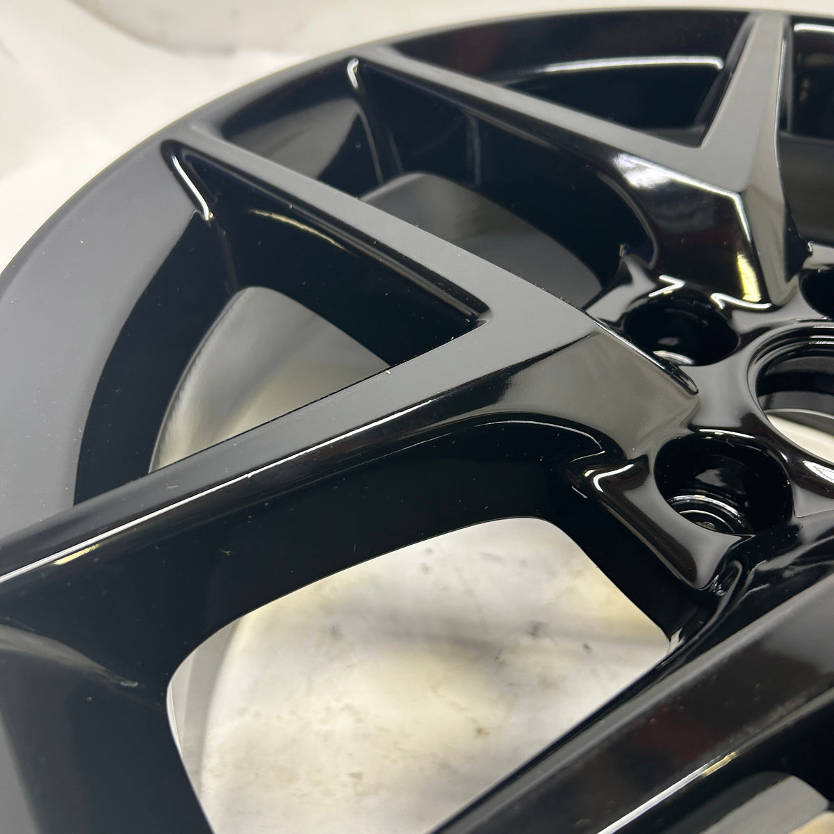 HONDA CIVIC SPORT 18X8" ET +50, 5X114.3 BLACK GLOSS WHEEL HOLLANDER 10393