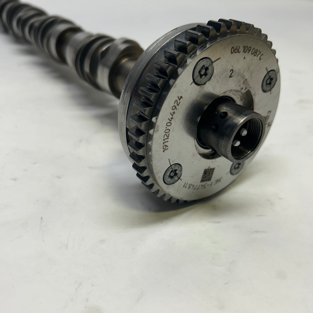 PORSCHE MACAN 2.0L TURBO EXHAUST CAMSHAFT CYLINDER 1-4  PAC109022B