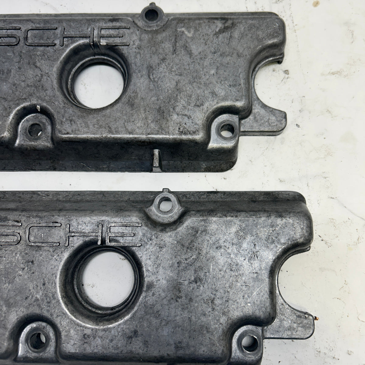 PORSCHE 911 MAGNESIUM STRAIGHT UPPER VALVE COVERS PAIR  9011051150R