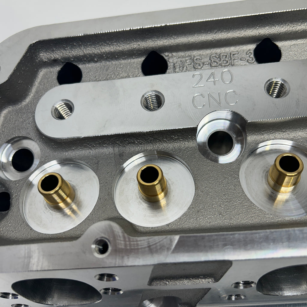 TRICK FLOW HIGH PORT 240 CYLINDER HEADS FOR SMALL BLOCK FORD  TFS5171B016C02