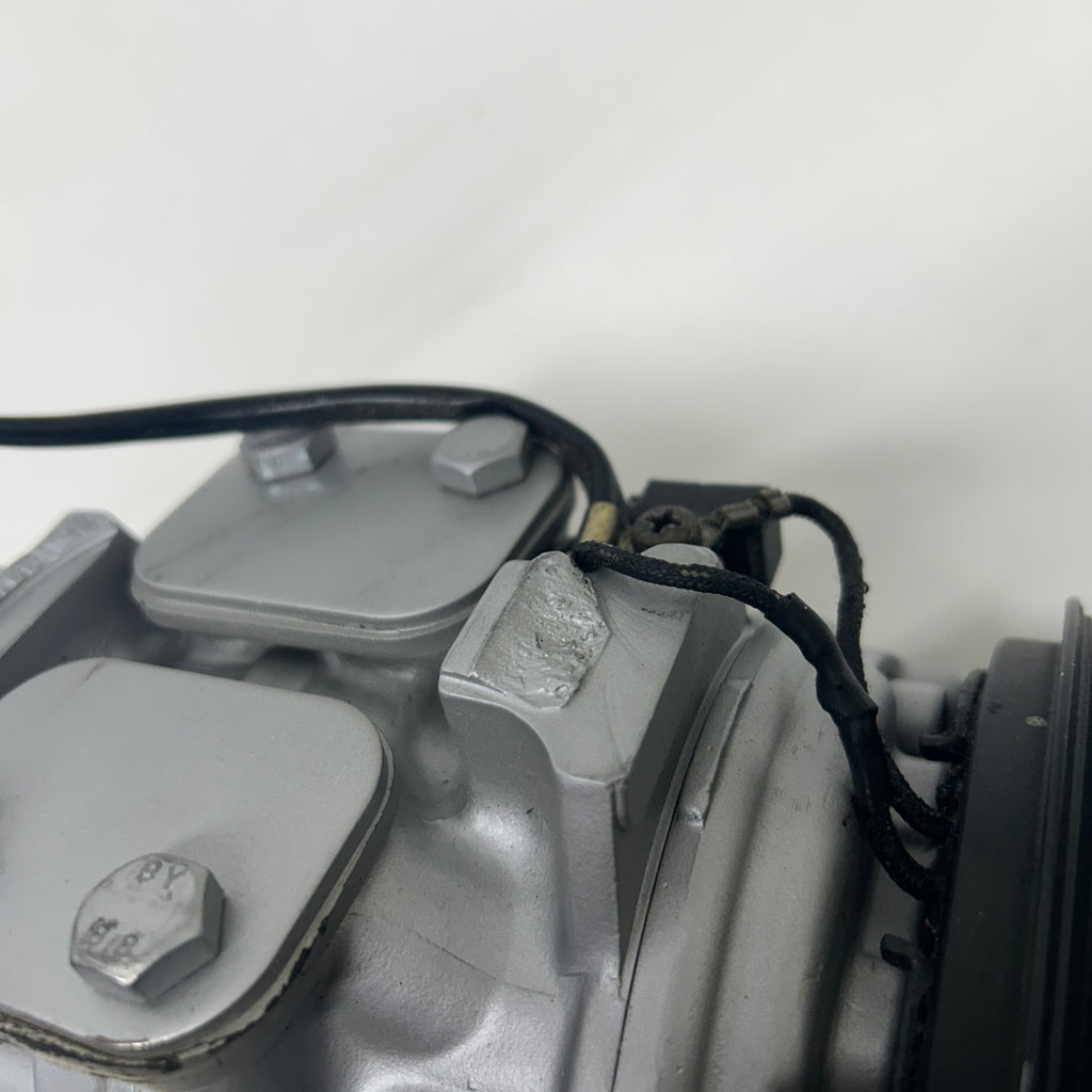 PORSCHE 924 944 AC COMPRESSOR 10P15E NIPPINDENSO REMANUFACTURED DAMAGED 94412600800