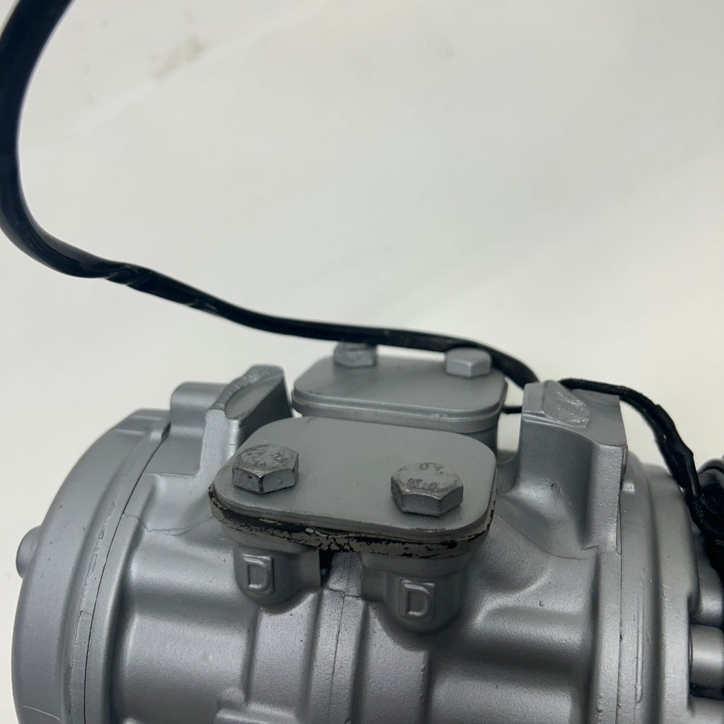 PORSCHE 924 944 AC COMPRESSOR 10P15E NIPPINDENSO REMANUFACTURED DAMAGED 94412600800