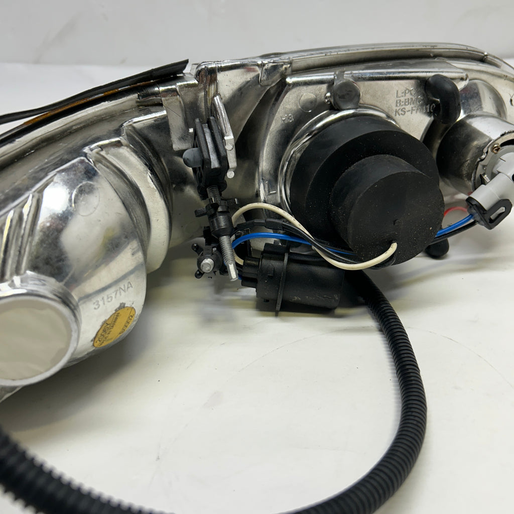 ANZOUSA FORD MUSTANG '94-'98 PROJECTOR HEADLIGHTS WITH HALO CHROME PAIR  121039