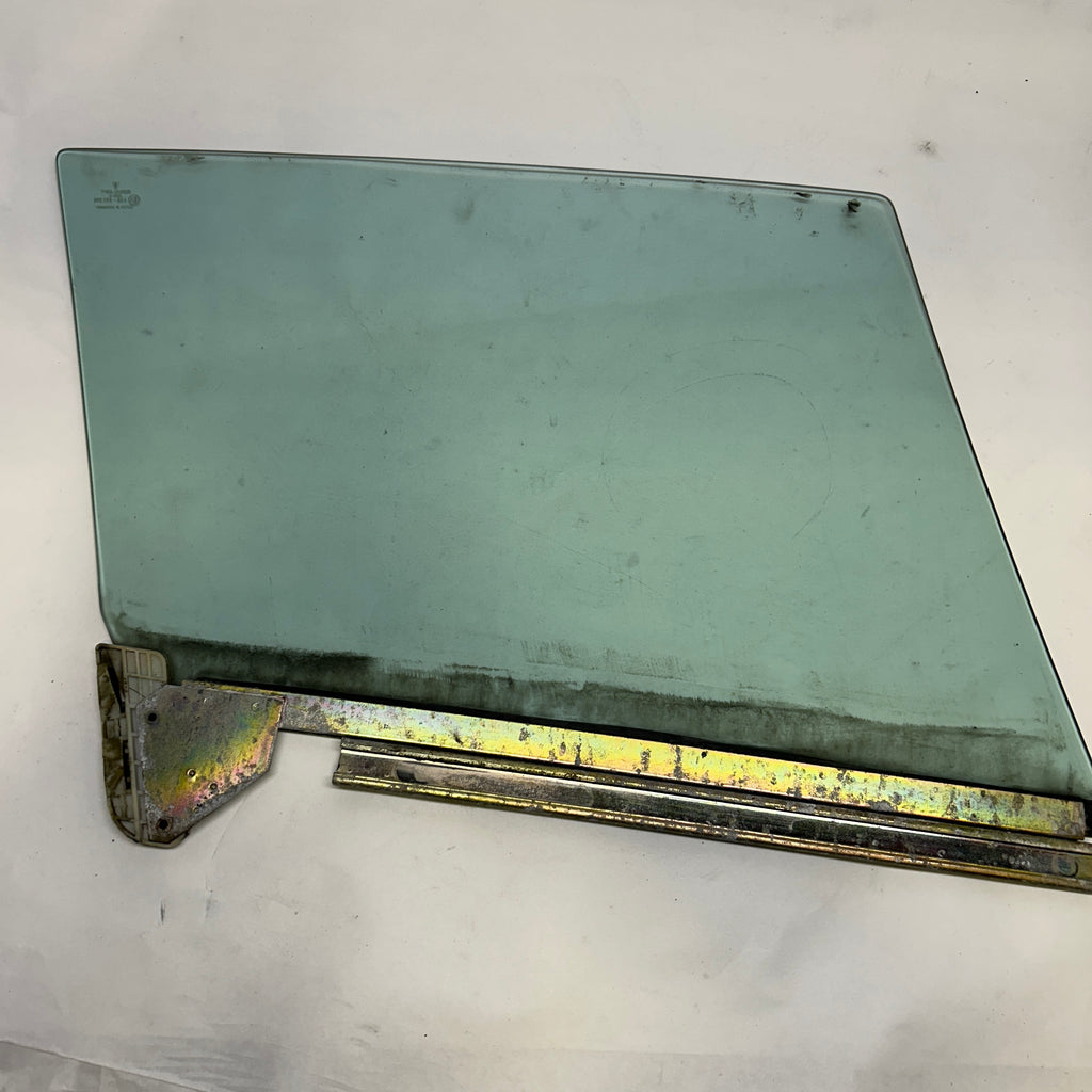 PORSCHE 911 993 '95-'98 CONVERTIBLE MODELS DOOR WINDOW GLASS LEFT   99354201100