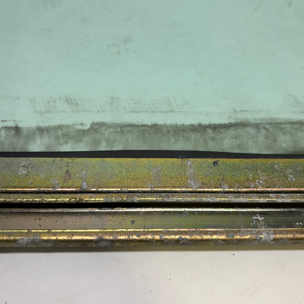 PORSCHE 911 993 '95-'98 CONVERTIBLE MODELS DOOR WINDOW GLASS LEFT   99354201100