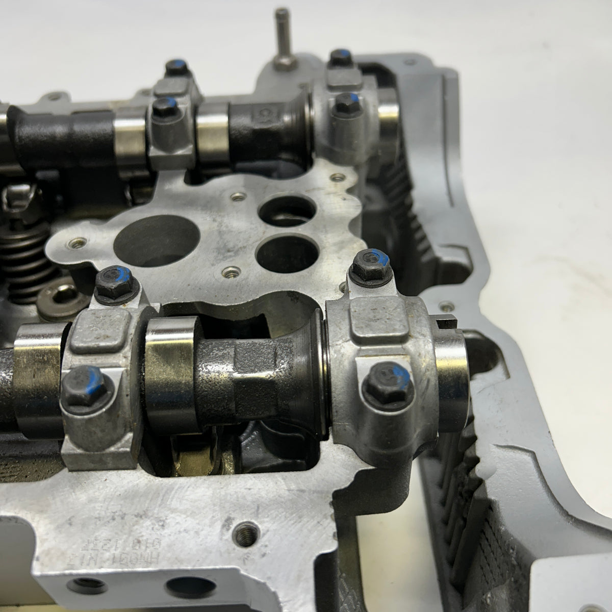 GM CHVEROLET GMC BUICK 2.4 CYLINDER HEAD ASSEMBLY 12-17  12608279