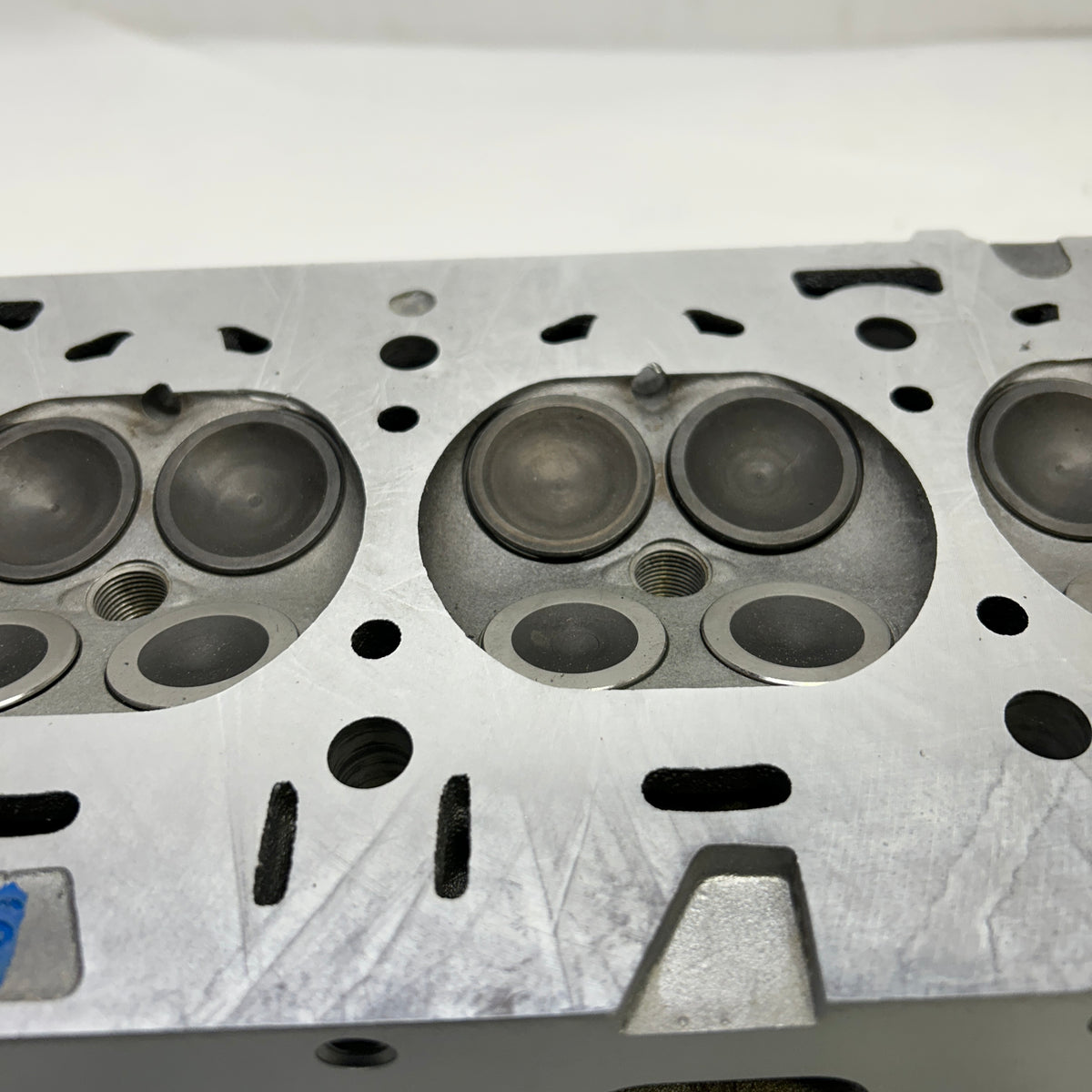 GM CHVEROLET GMC BUICK 2.4 CYLINDER HEAD ASSEMBLY 12-17  12608279