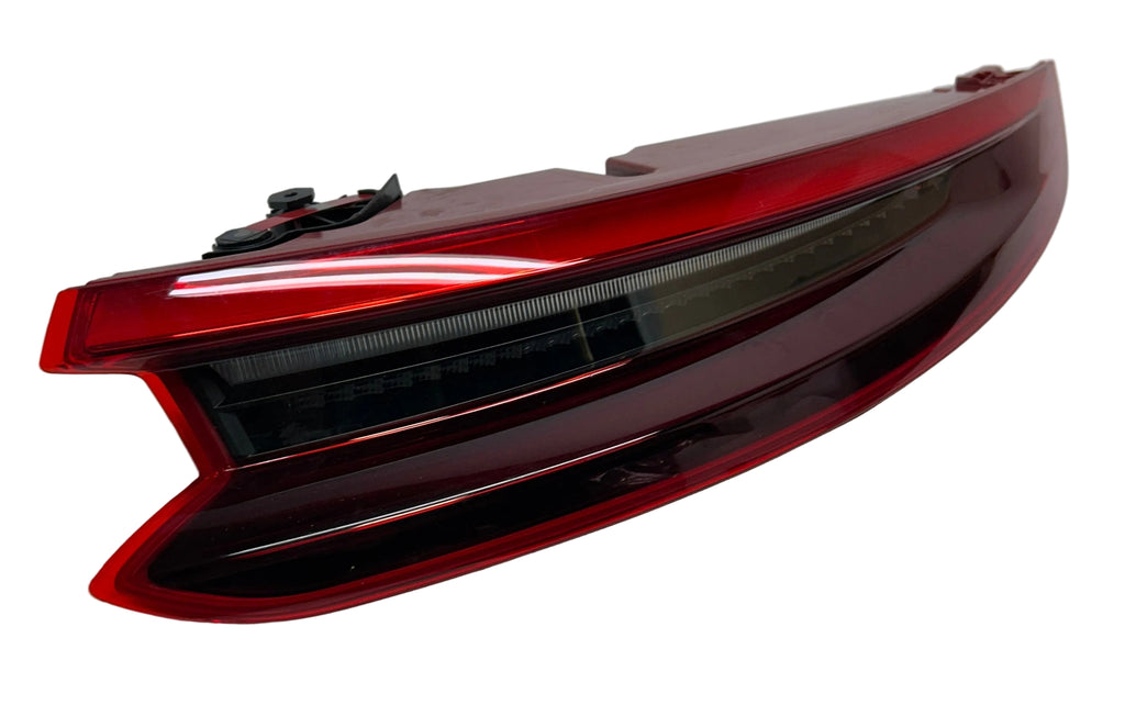 PORSCHE 991 GT3 RS REAR LEFT LIGHT  99163197402