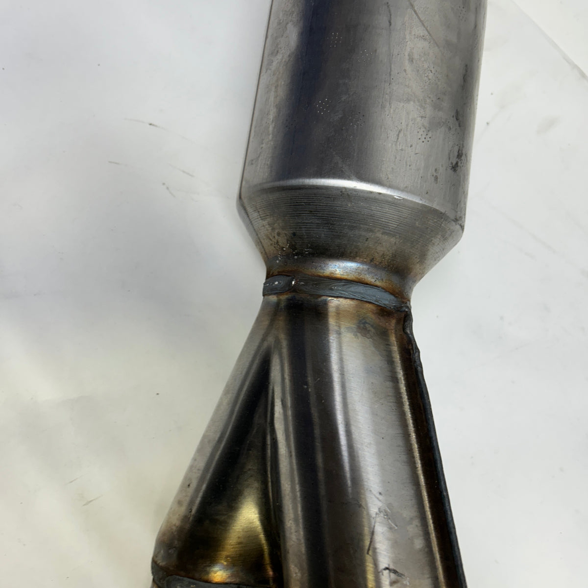 MAGNAFLOW DIRECT FIT CATALYTIC CONVERTER CHEVY & GM MODELS  51812