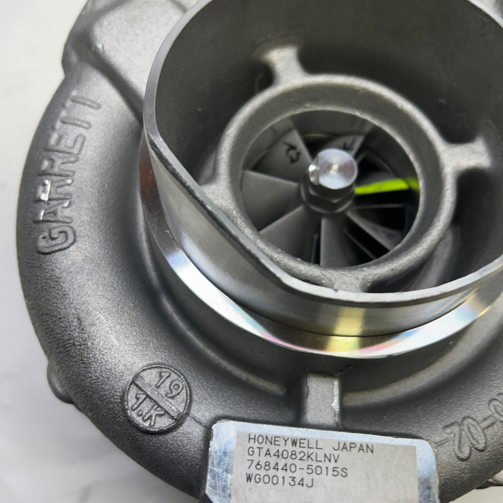GARRETT TURBOCHARGER GTA4082 SOME DENTS AND SCRATCHES  7684405015