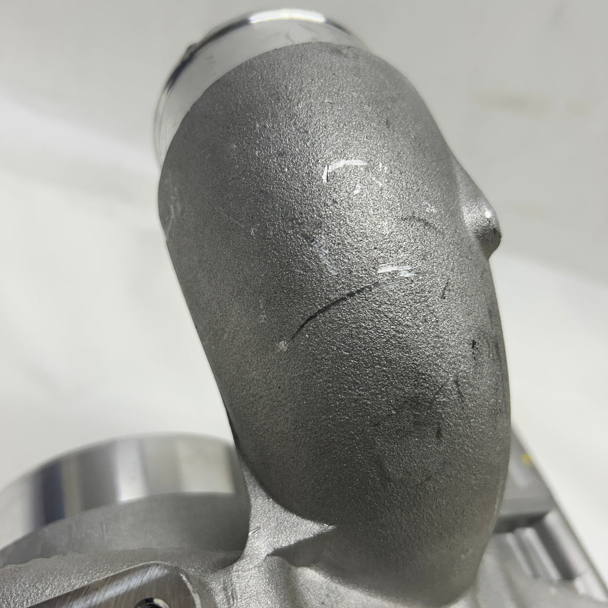 GARRETT TURBOCHARGER GTA4082 SOME DENTS AND SCRATCHES  7684405015