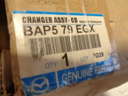 NEW MAZDA BAP5-79-EGX IN DASH CD/MP3 CHANGER 6 DISC R6
