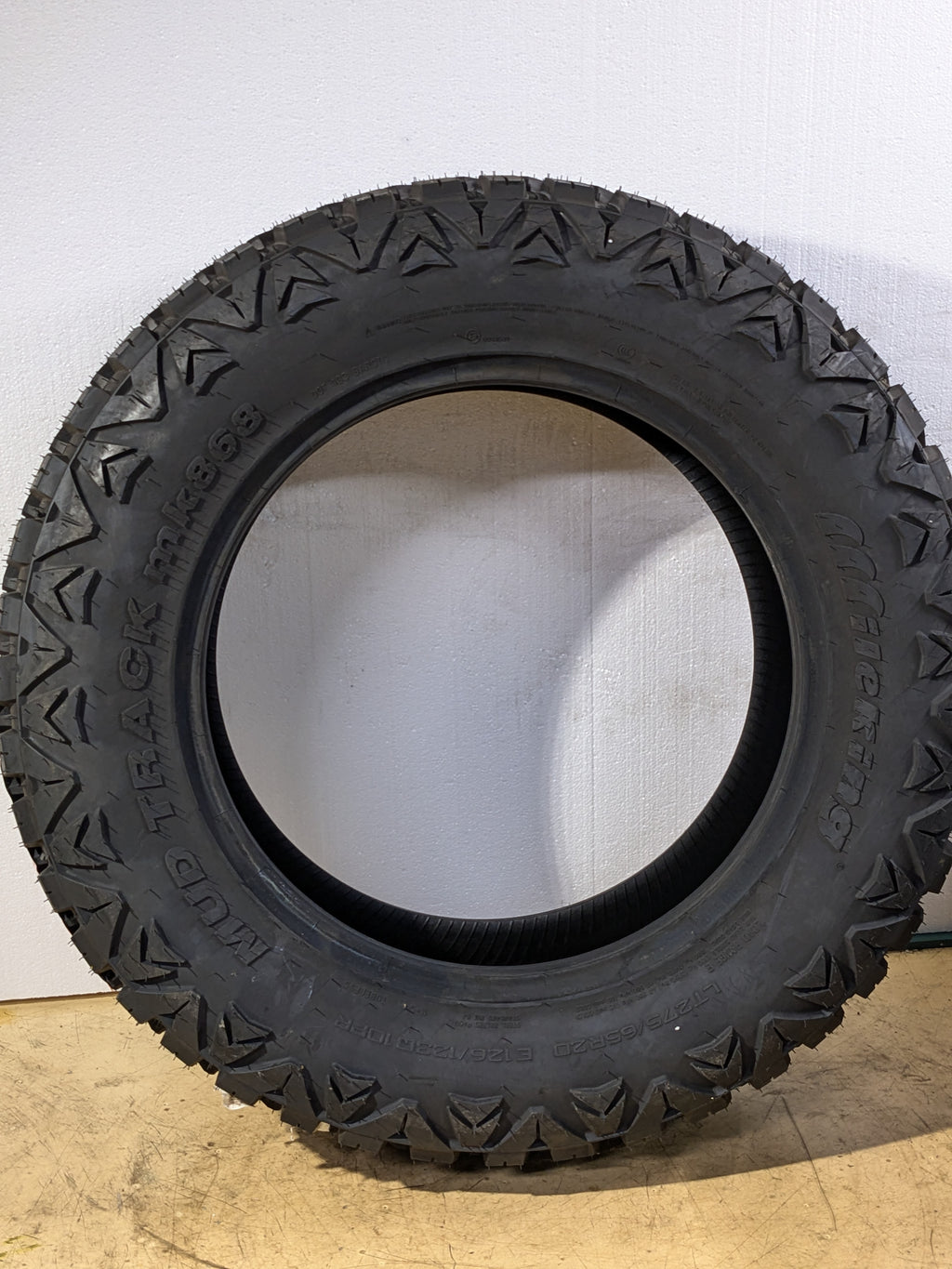 MILEKING MUD TRACK MK868 LT 275 65 20 126/123A MUD TERRAIN TIRE 30017168