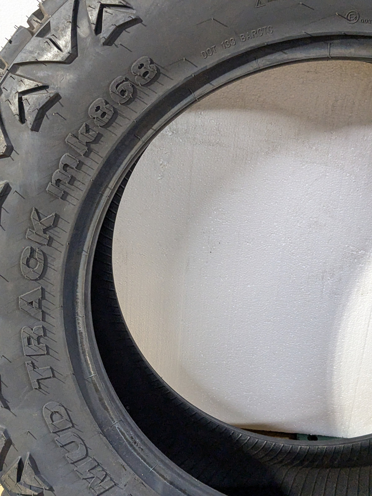 MILEKING MUD TRACK MK868 LT 275 65 20 126/123A MUD TERRAIN TIRE 30017168