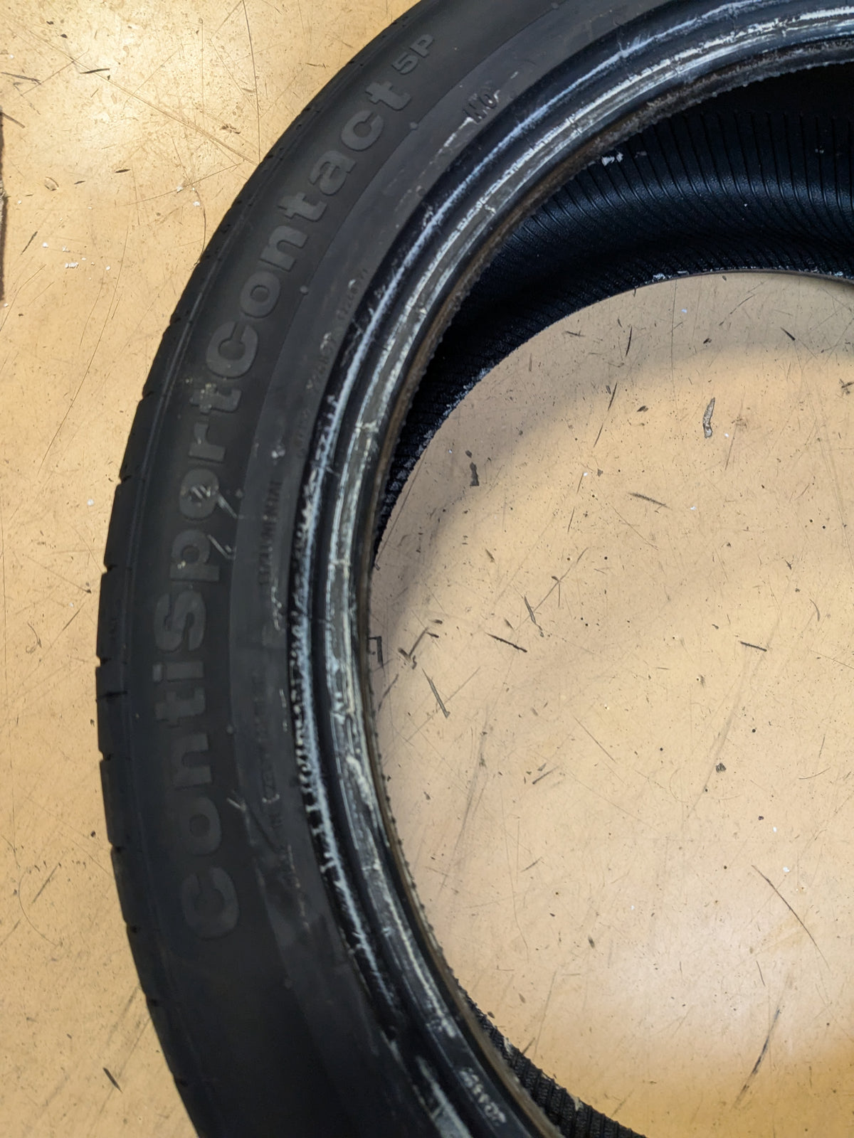 2 CONTINENTAL CONTISPORT CONTACT 5P (N0) PORSCHE P 265 40 21 101Y SL 03542300000