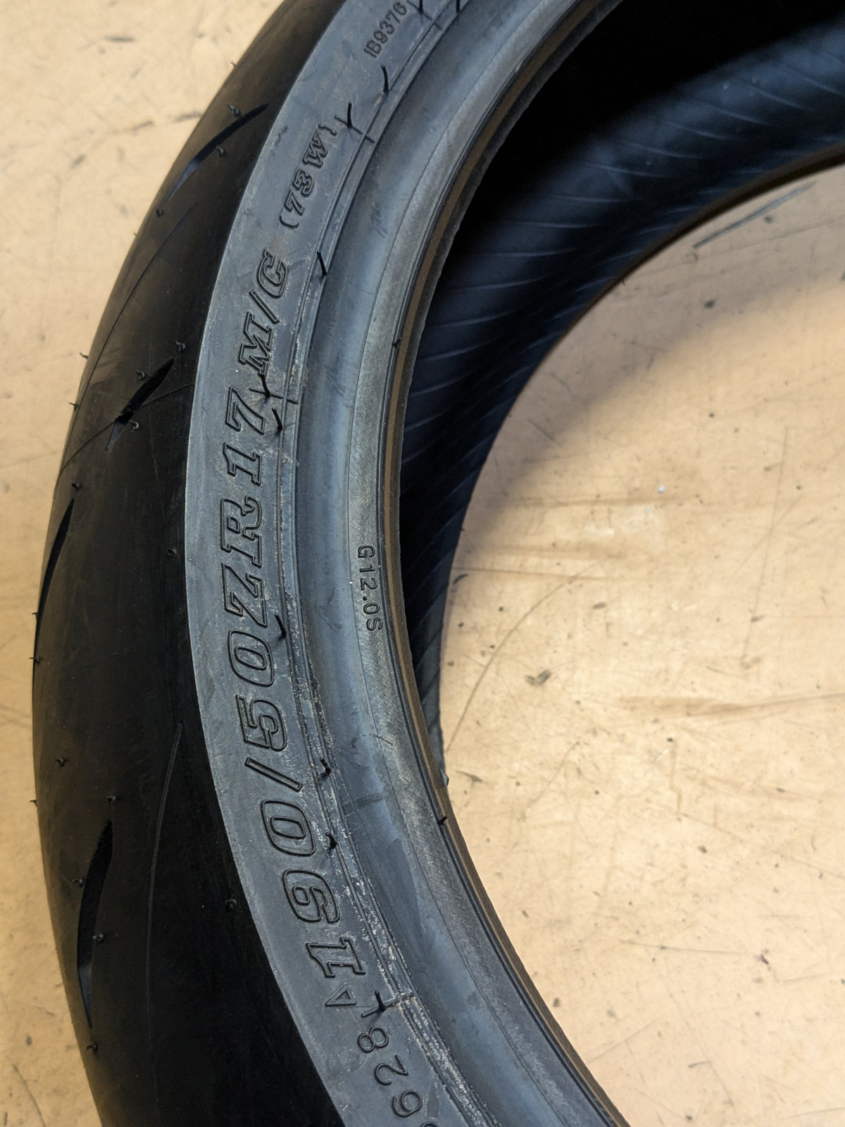 DUNLOP SPORTMAX ROADSPORT 2 BSW 190 50 17 73W REAR MOTORCYCLE TIRE 45238822