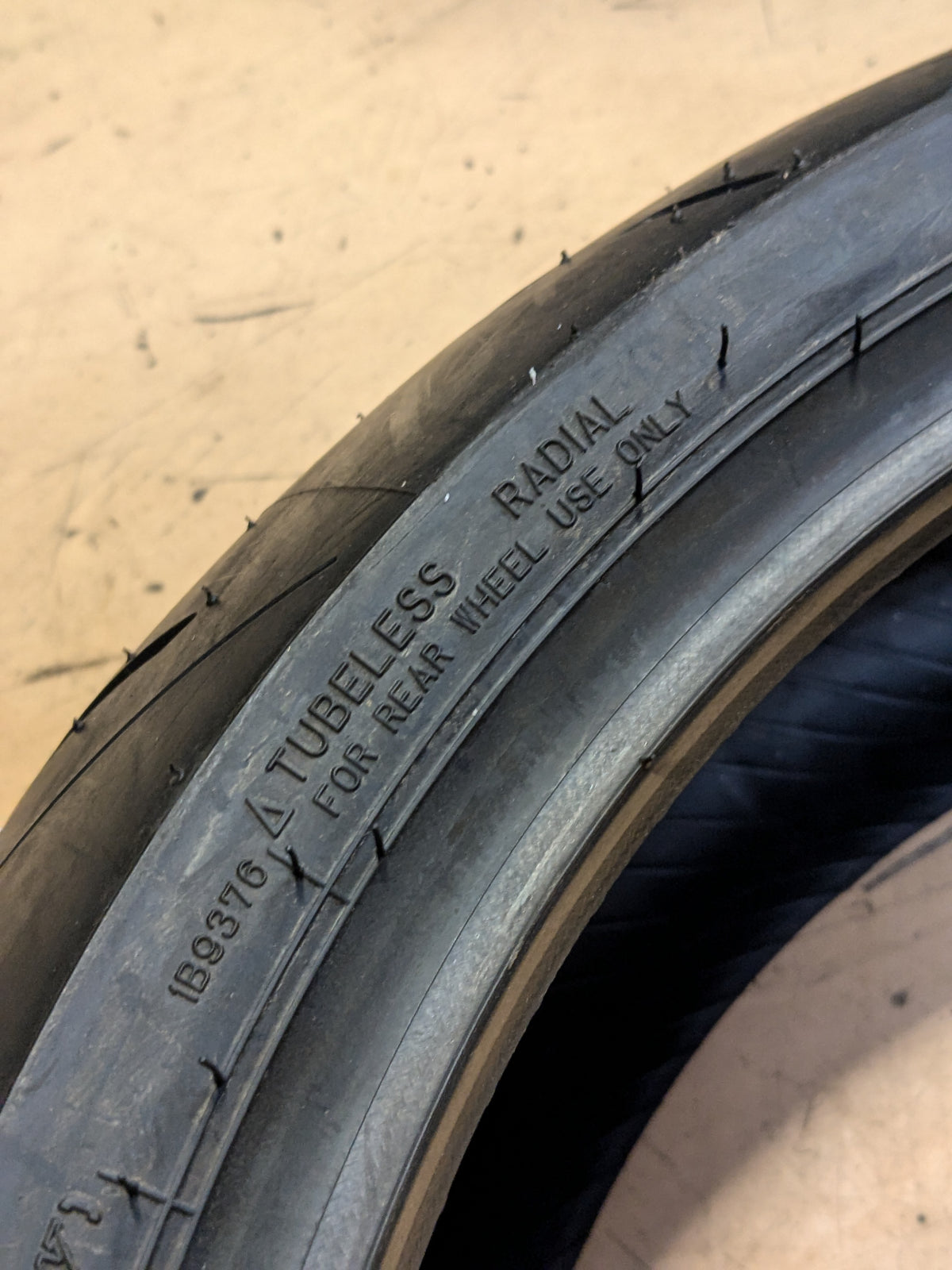 DUNLOP SPORTMAX ROADSPORT 2 BSW 190 50 17 73W REAR MOTORCYCLE TIRE 45238822