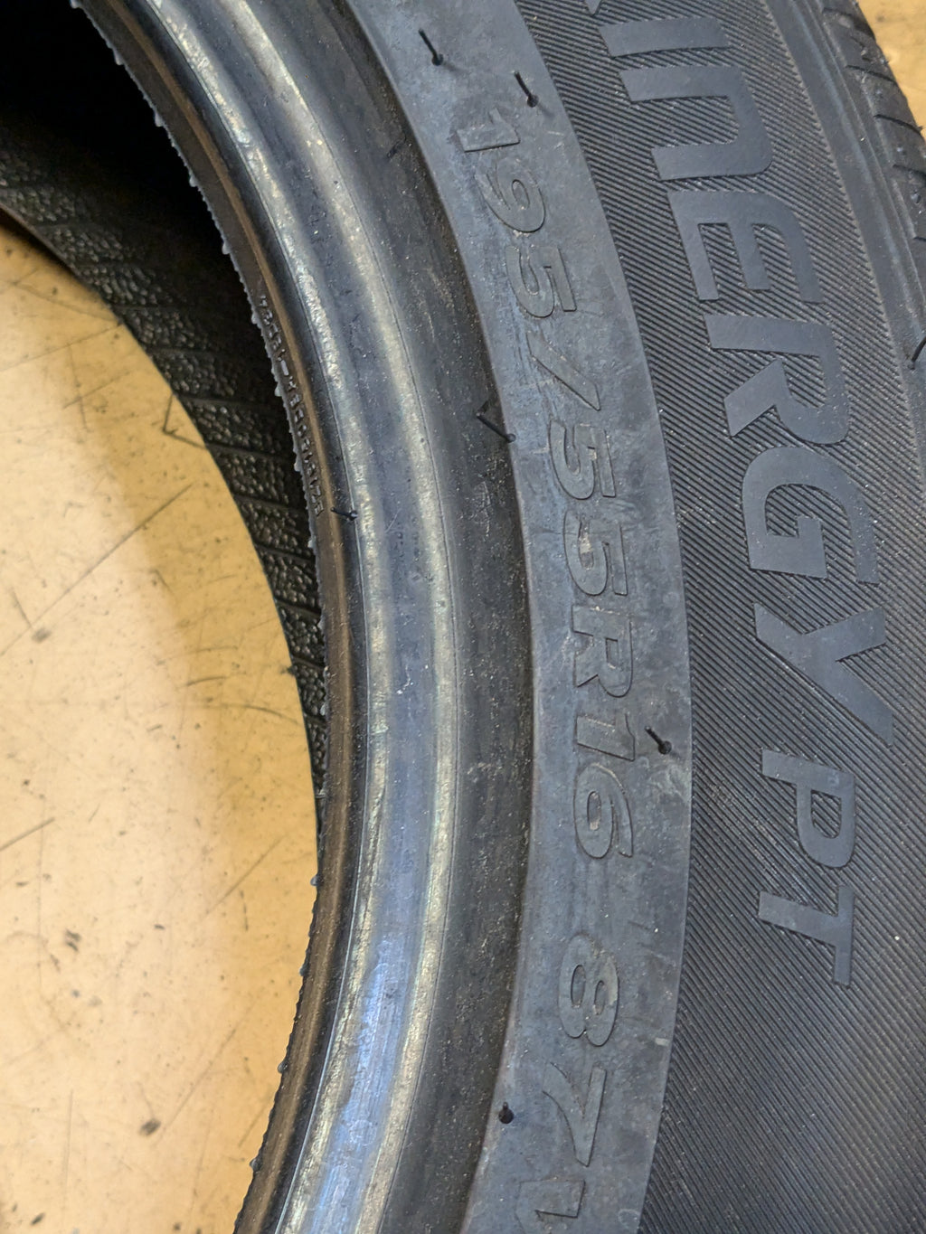 HANKOOK KINERGY ST P 195 55 16 87V SL ALL SEASON TIRES 1025060