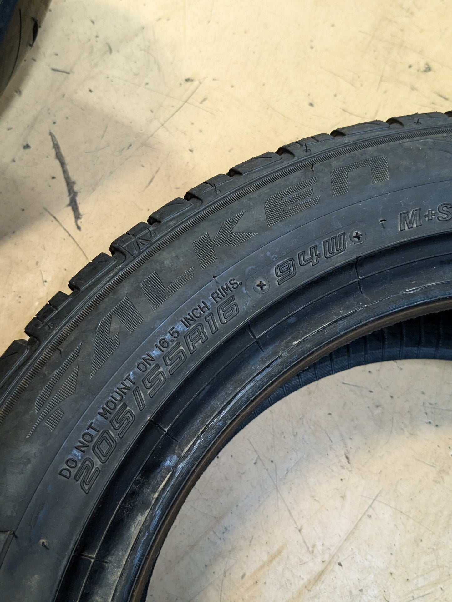 FALKEN ZIEX ZE950 BSW P 205 55 16 94W SL ALL SEASON TIRE 28953483