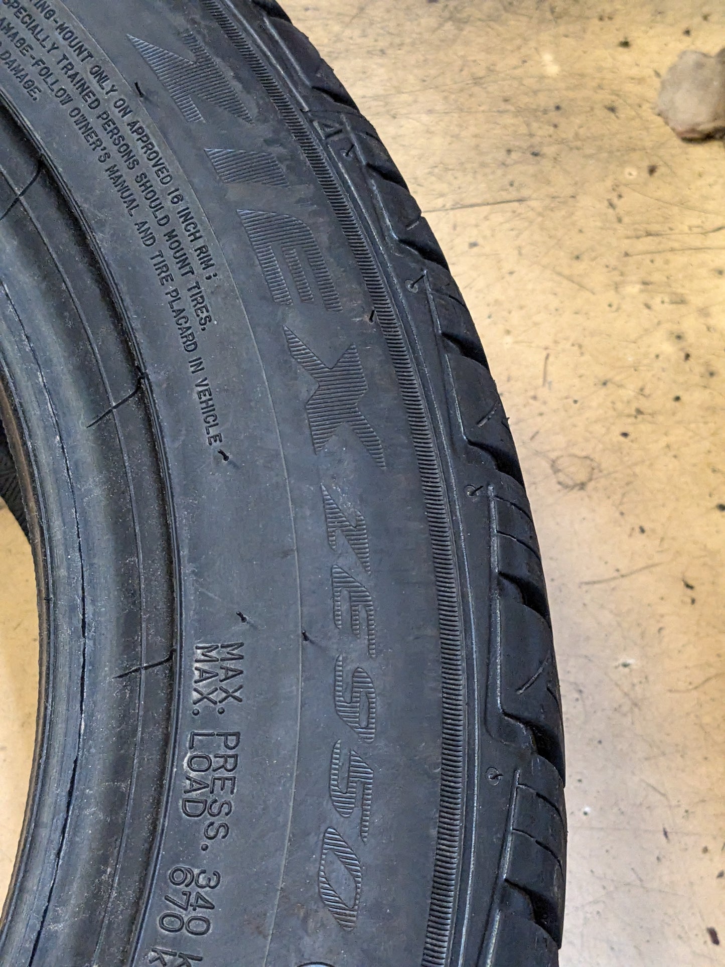 FALKEN ZIEX ZE950 BSW P 205 55 16 94W SL ALL SEASON TIRE 28953483