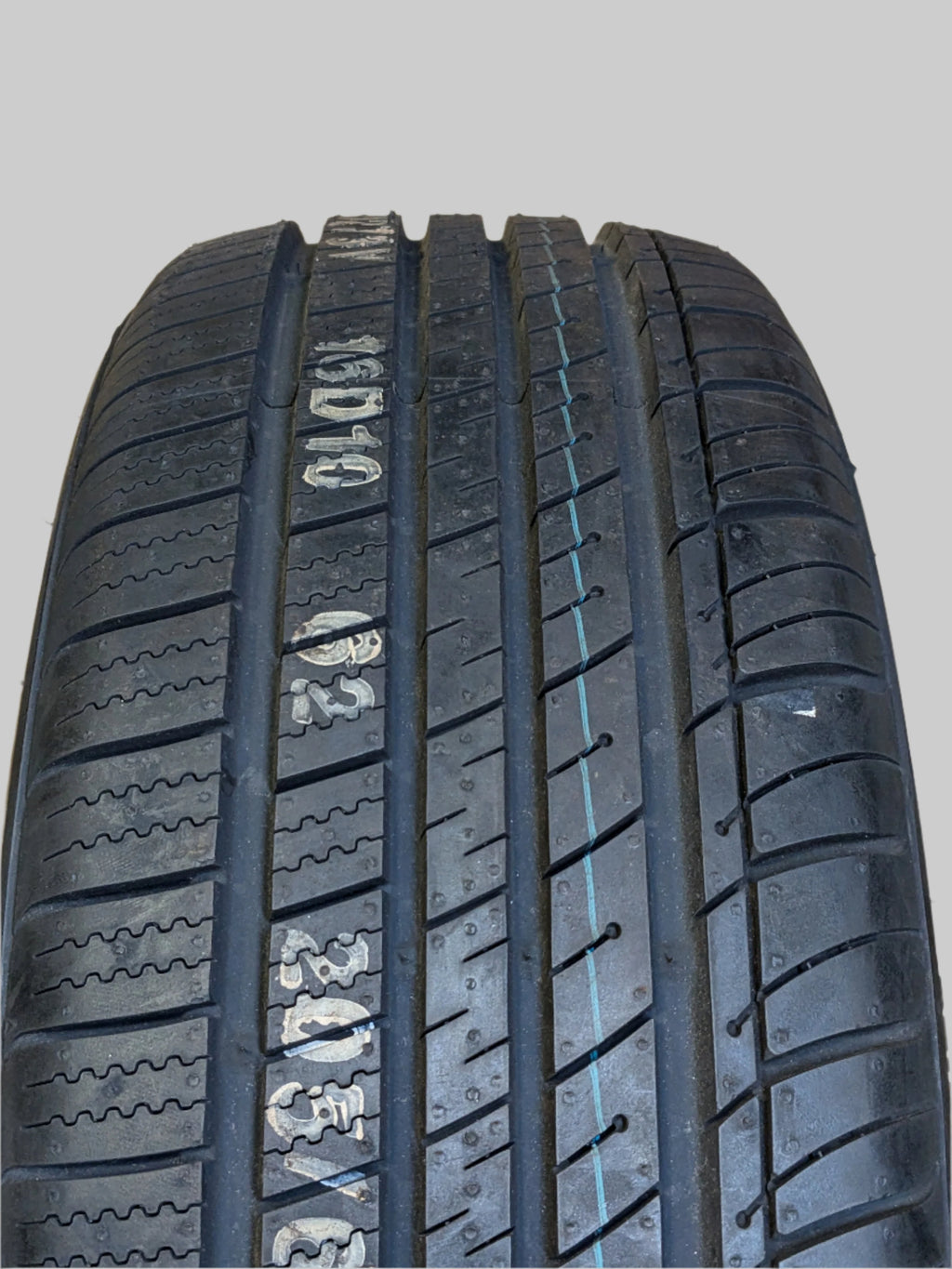 KUMHO ECSTA LX PLATINUM BSW P 205 60 16 96V XL UHP TIRE 2107273