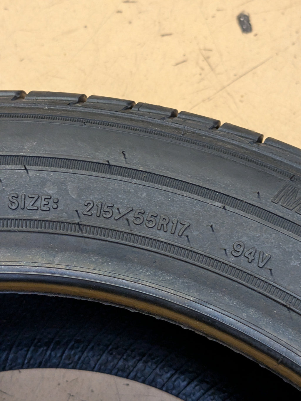 2 GOODYEAR ASSURANCE MAXLIFE P 215 55 17 94V TIRE 110502545