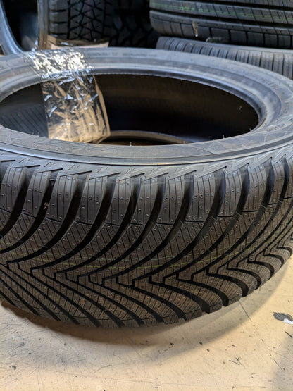 2 KUMHO SOLUS 4S HA32 P 225 50 17 98V XL ALL SEASON TIRES 2301633