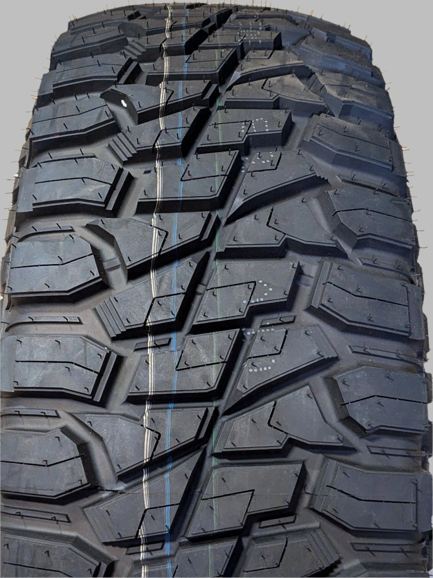 HERITAGE RIDGERUNNER R/T X BSW LT 35 12.50 17 121Q LRF 12 PLY RUGGED TERRAIN THE1029