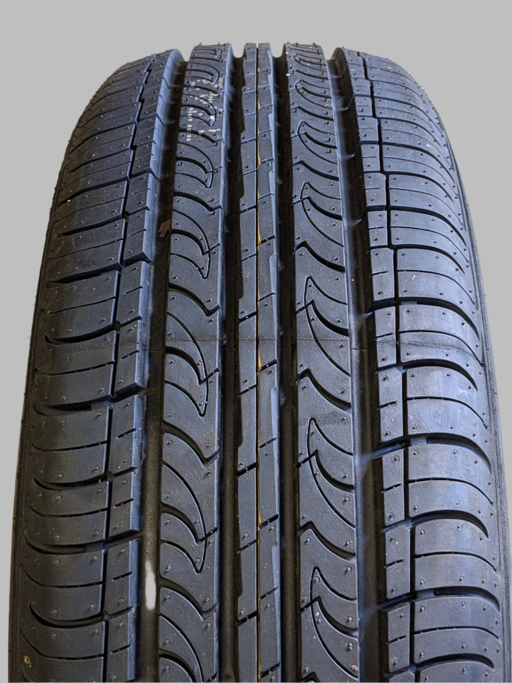 NEXEN CP672 CLASSE PREMIERE ALL SEASON BSW 205 65 15 94H TIRE 10665NXK