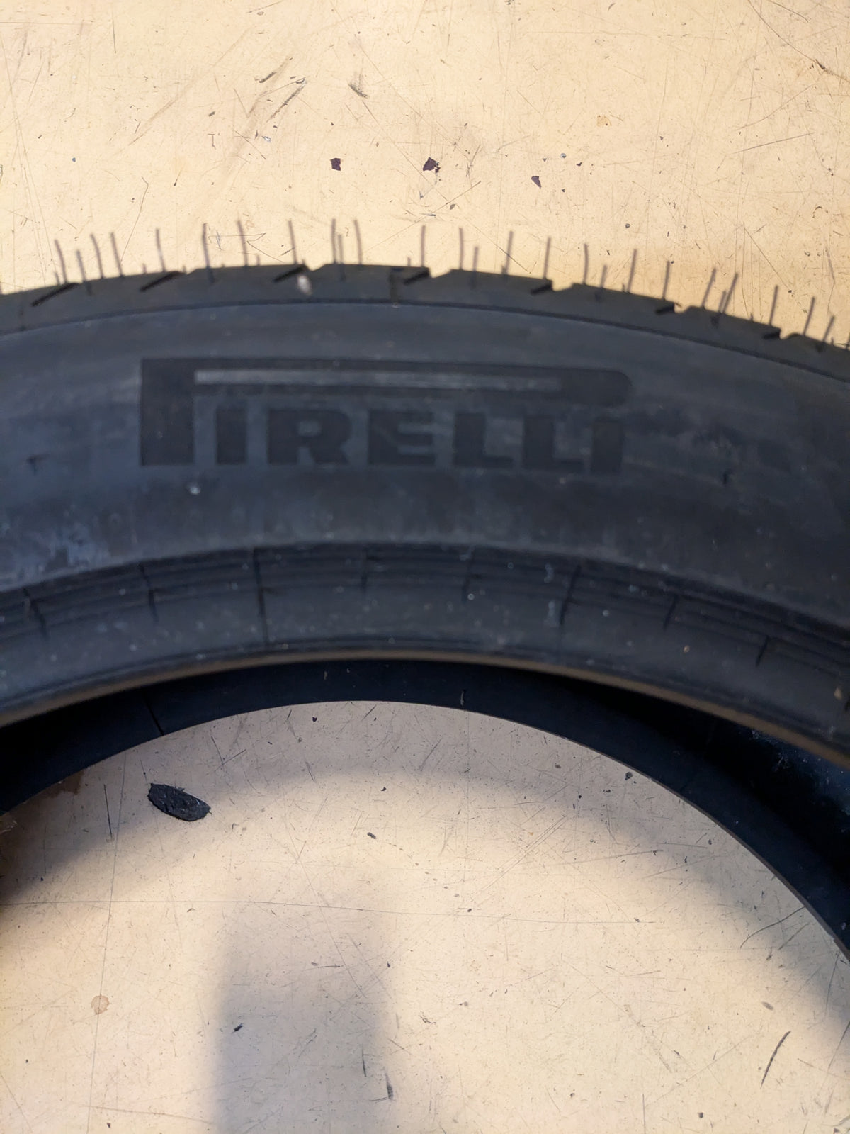 PIRELLI P ZERO BSW P 285 40 22 110Y UHP TIRE 2744500