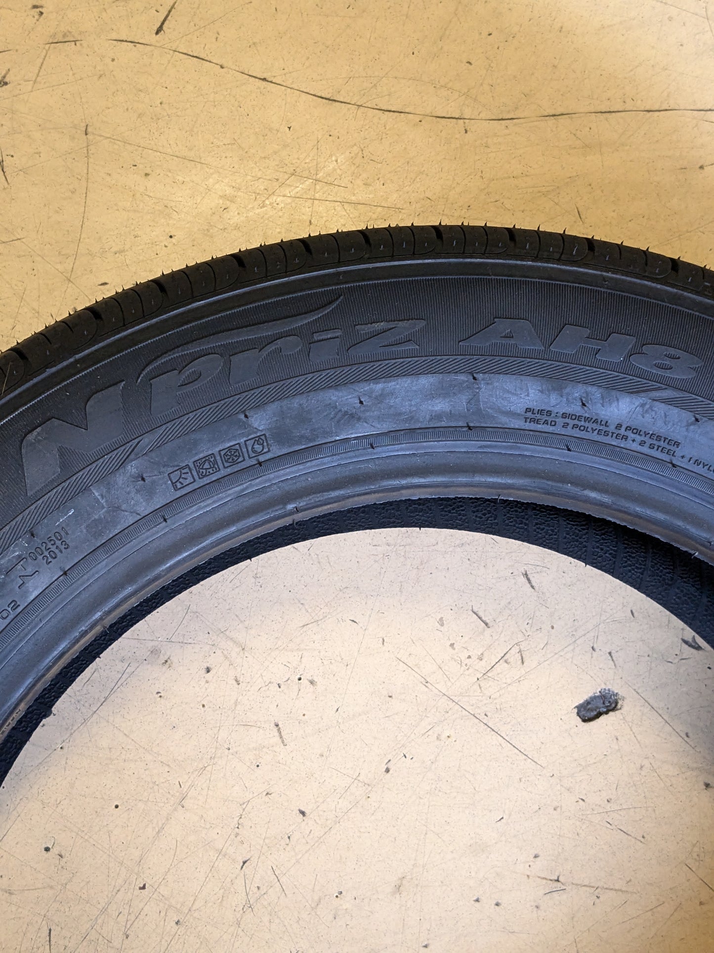 NEXEN N'PRIZ AH8 225 55 18 98V ALL SEASON TIRE 14710NXK