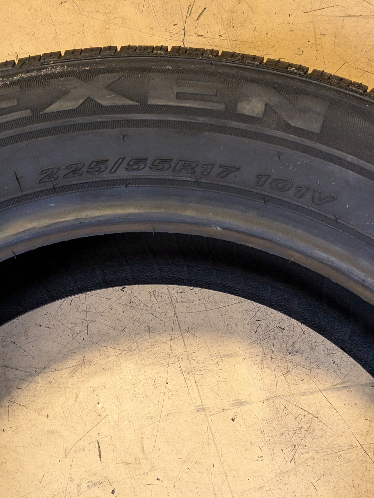 NEXEN N5000 PLUS XL 225 55 17 101V ALL SEASON TIRE 13496NXK