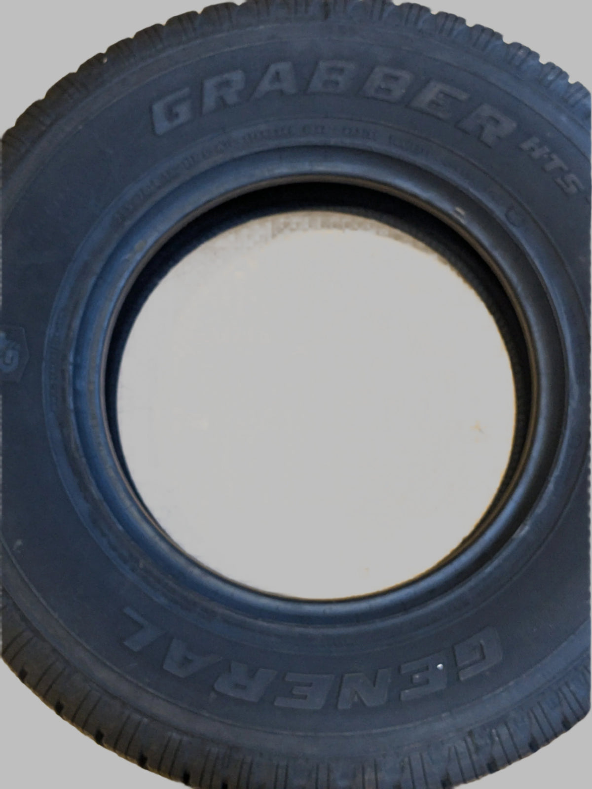 GENERAL RWL GRABBER HTS 60 255 70 16 111S ALL SEASON TIRE 4504700000