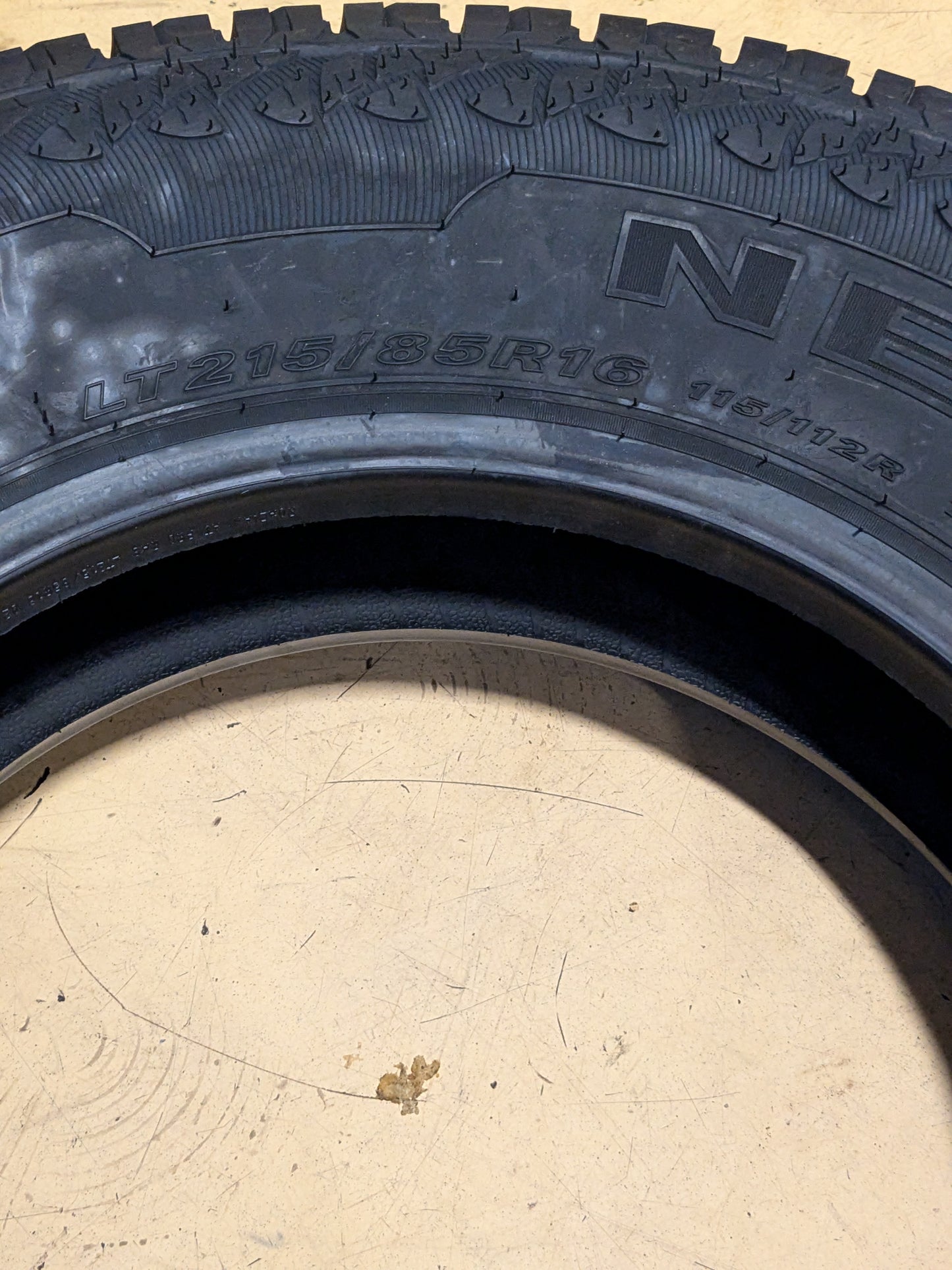 NEXEN RBL ROADIAN AT PRO RA8 215 85 16 112R ALL SEASON TIRE 13965NXK
