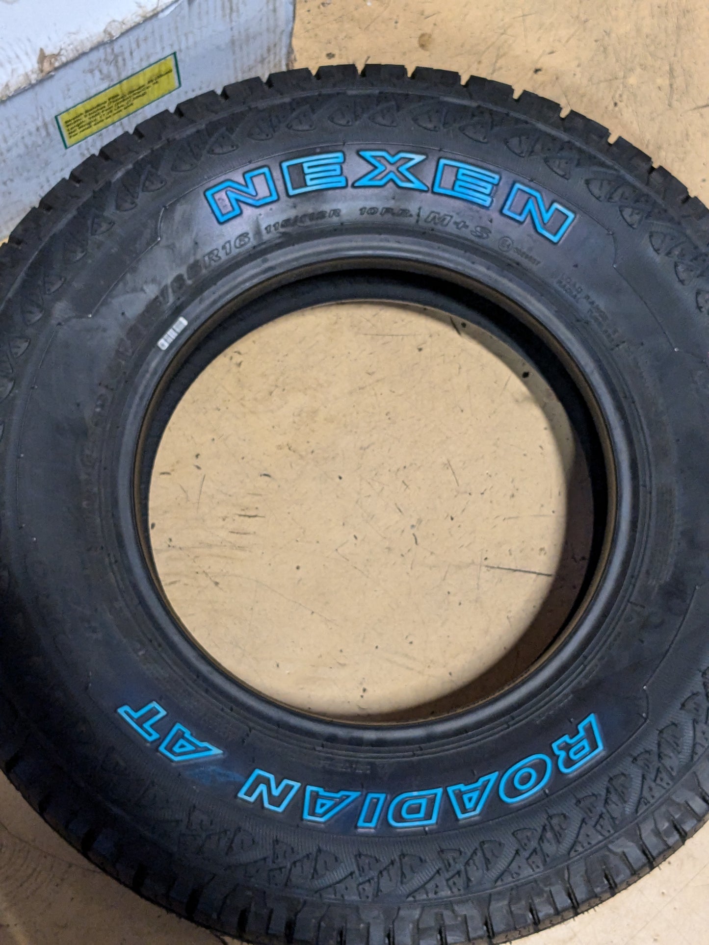 NEXEN RBL ROADIAN AT PRO RA8 215 85 16 112R ALL SEASON TIRE 13965NXK