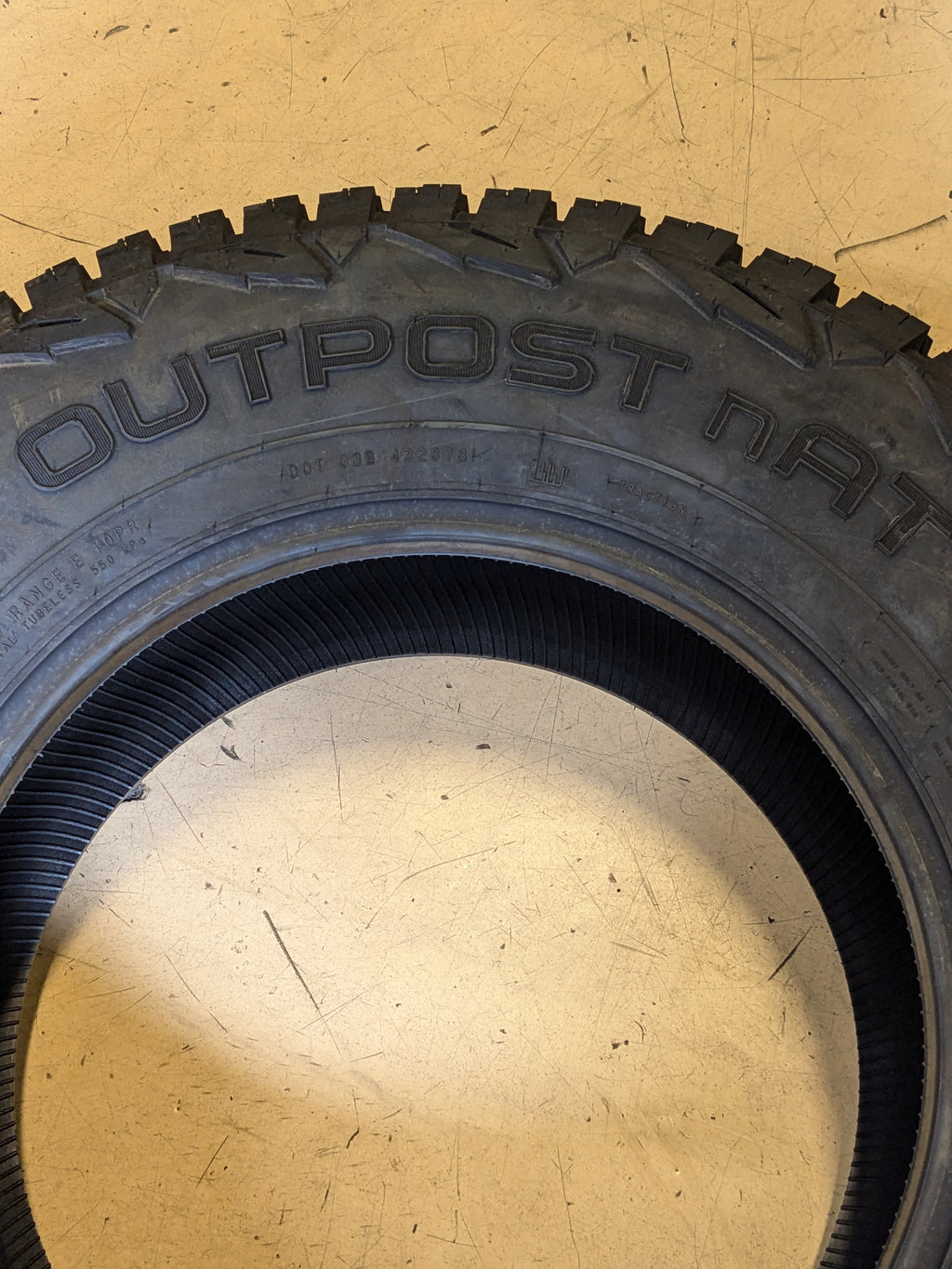 NOKIAN OUTPOST nAT LT 265 70 17 123/120S ALL TERRAIN TIRE T432878