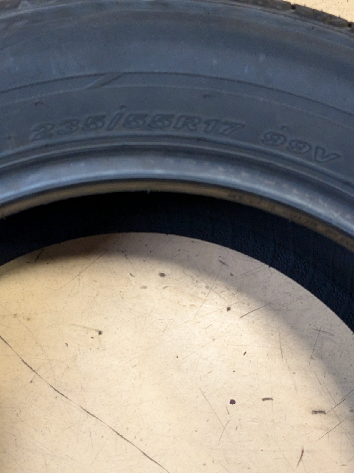 NEW NEXEN NPRIZ AH8 235 55 17 99V ALL SEASON TIRE 14704NXK