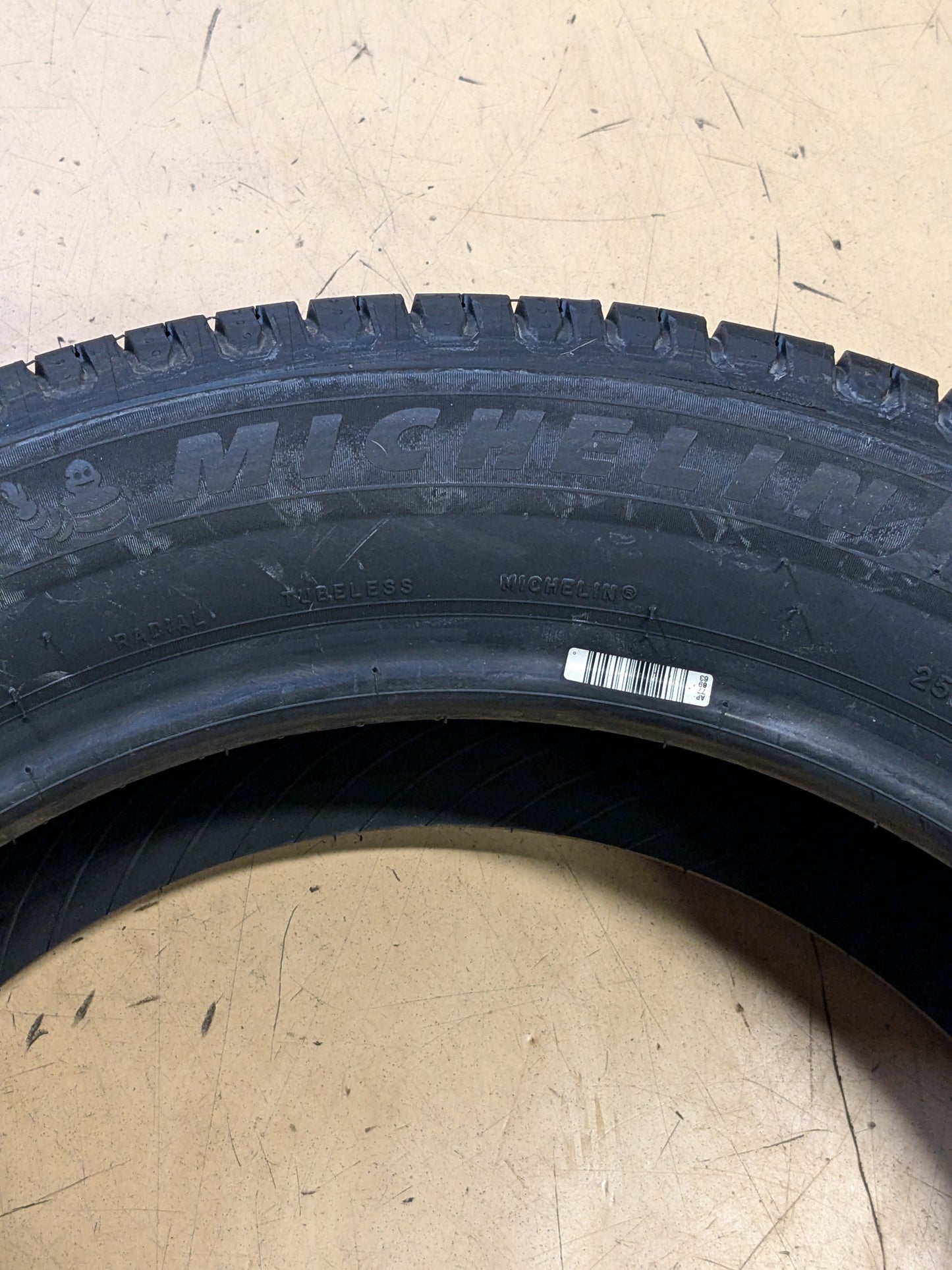 4 MICHELIN DEFENDER 2 BSW P 255 55 20 110H XL ALL SEASON TIRE 37788