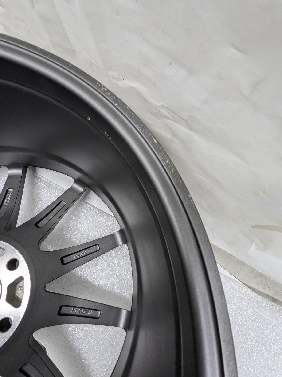 1 TEKNIFORM WHEEL 19X9.5 ET35 5X120 BP SILVER 0278 USED
