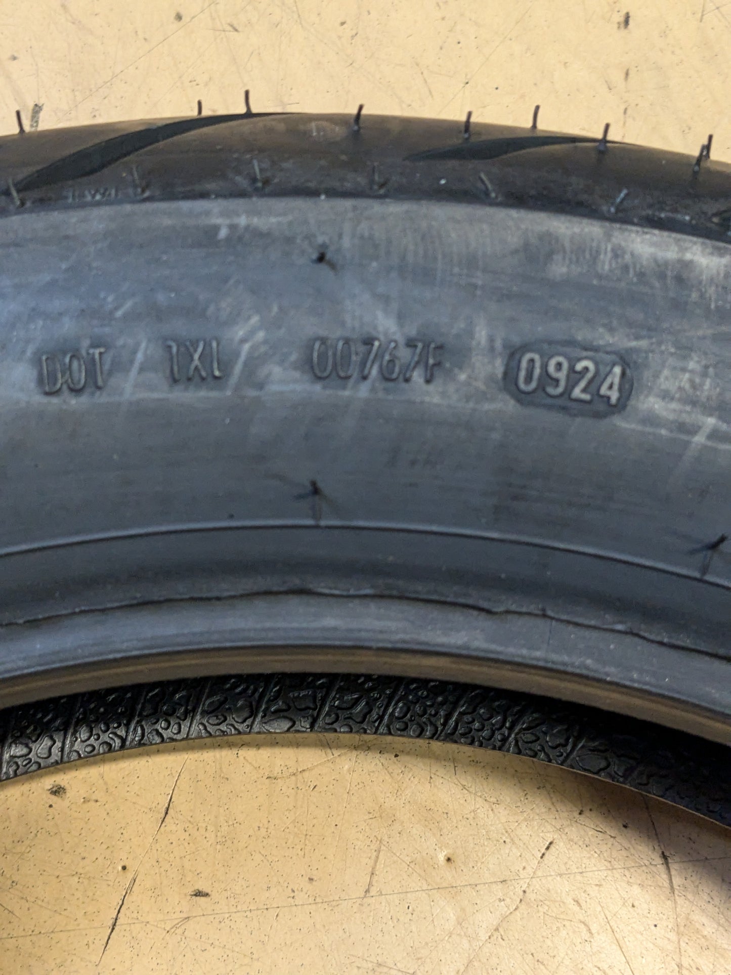 METZELER CRUISETEC 160 70 17 79V REAR MOTORCYCLE TIRE 115-0113