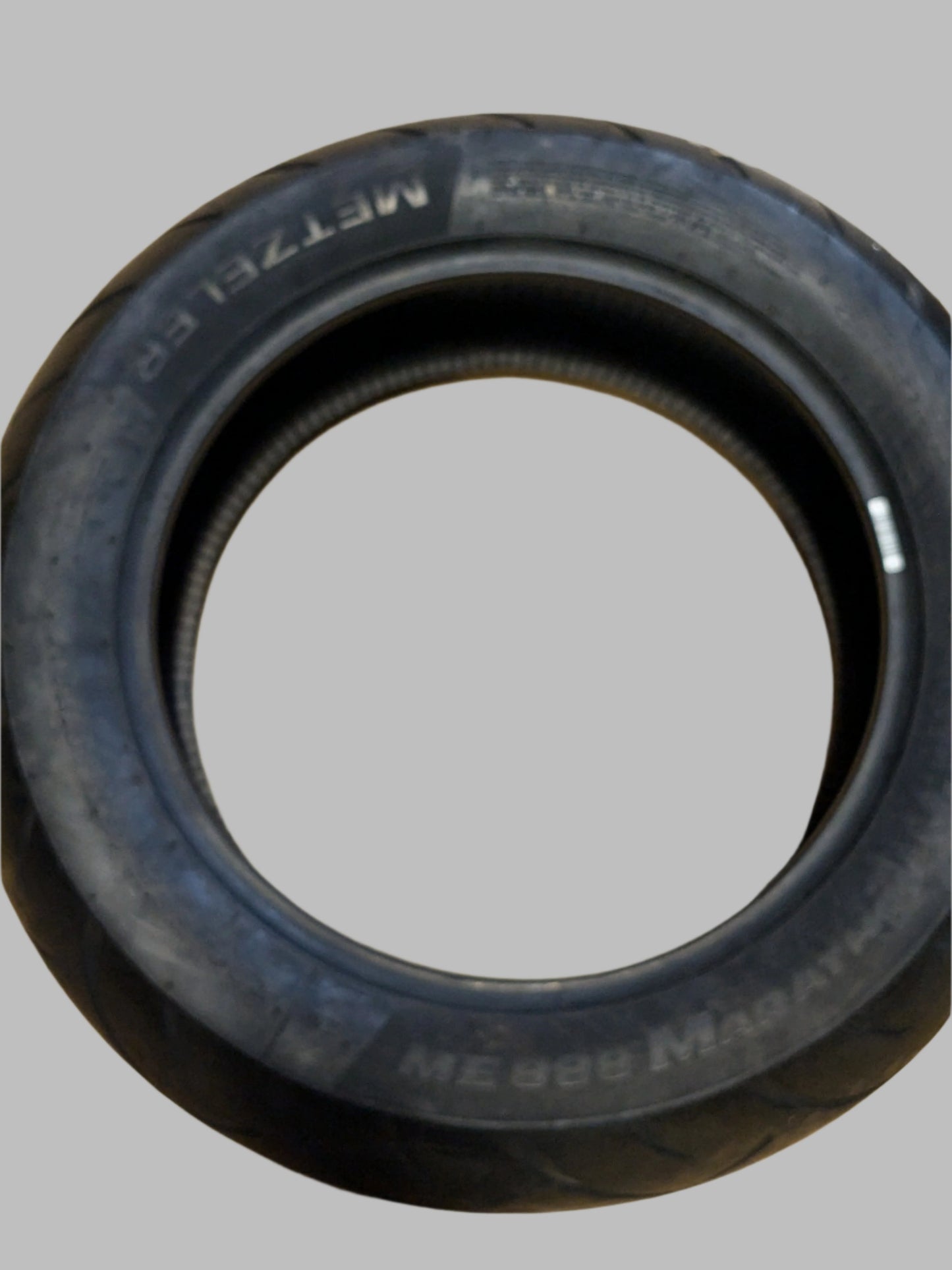 METZELER ME888 MARATHON ULTRA 200 60 16 79V BSW REAR MOTORCYCLE TIRE 2704000
